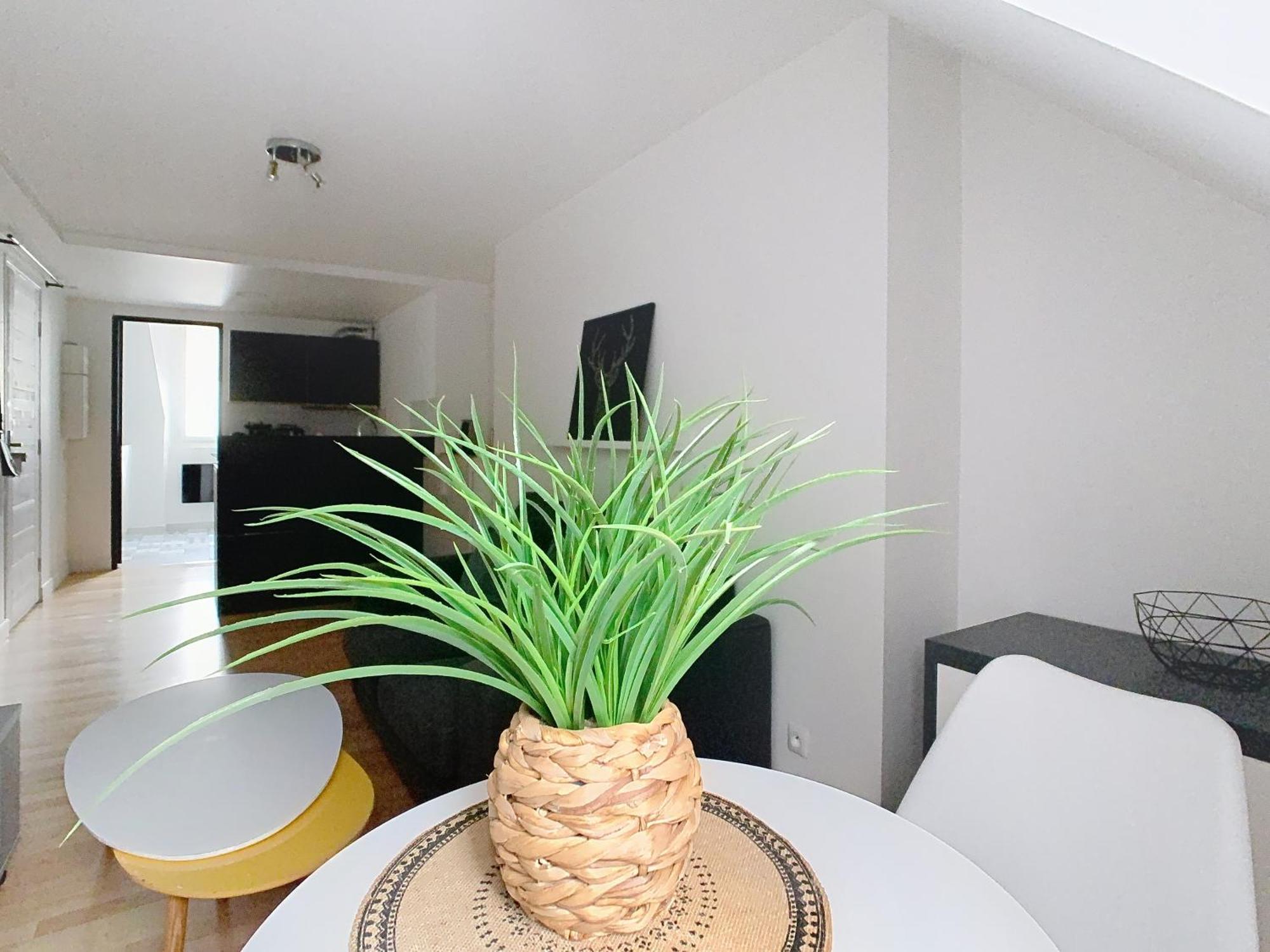 Apartamento Le Briais Melun Exterior foto