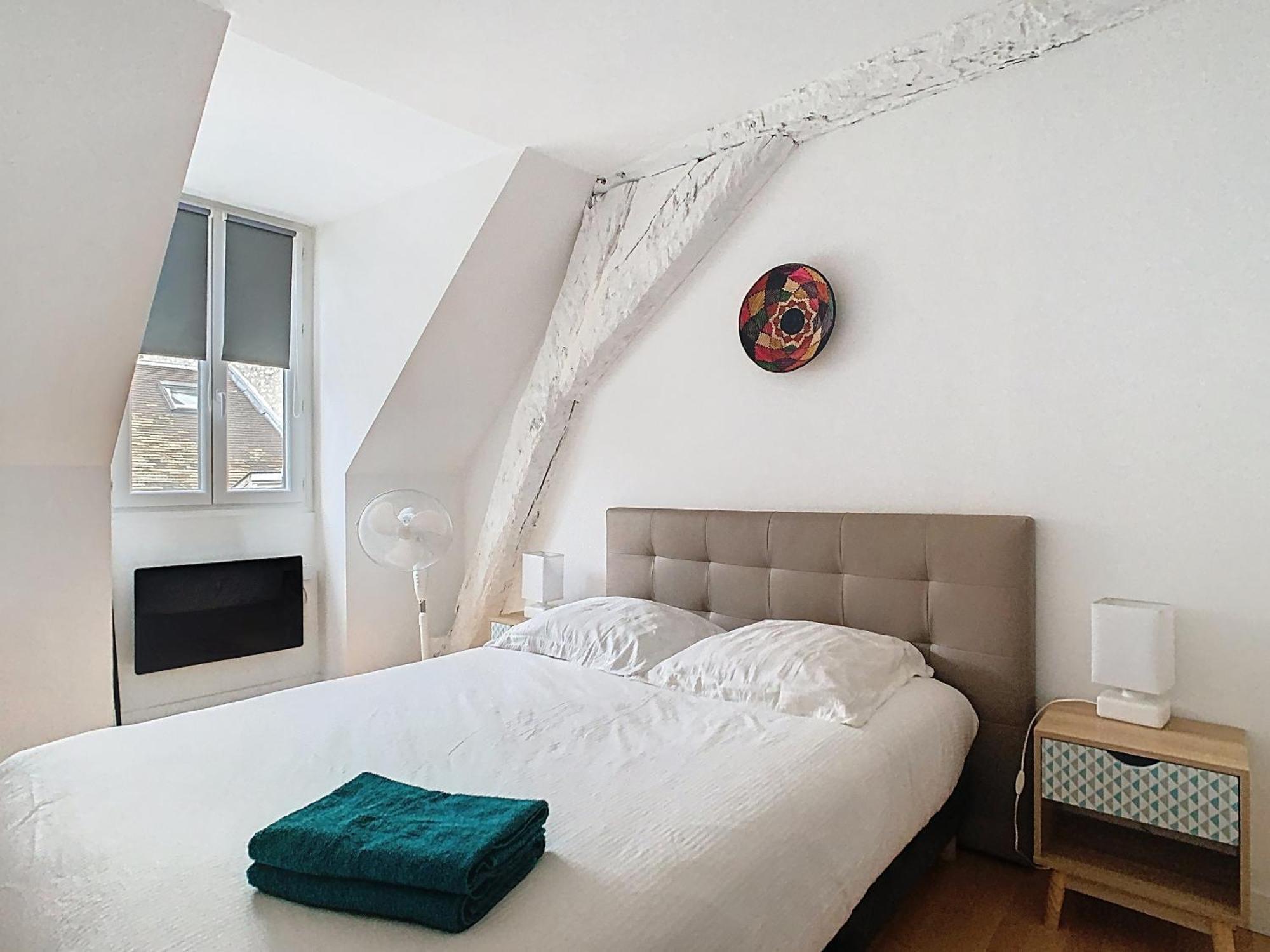 Apartamento Le Briais Melun Exterior foto