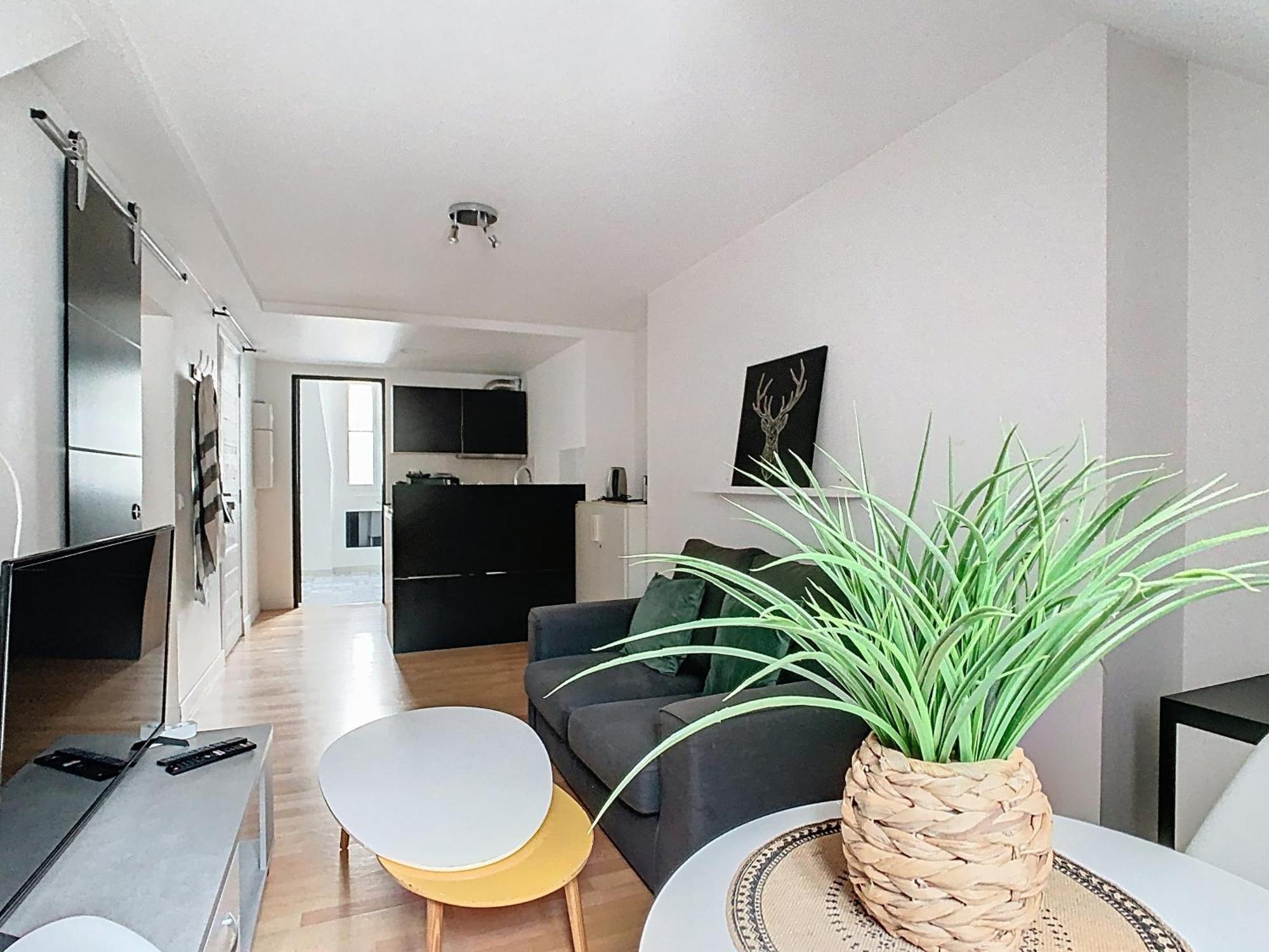 Apartamento Le Briais Melun Exterior foto
