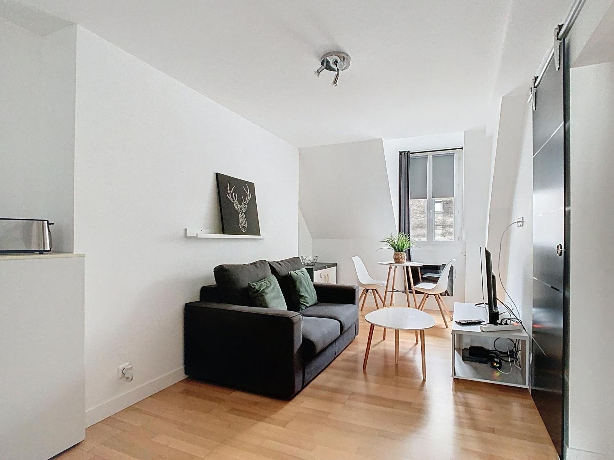 Apartamento Le Briais Melun Exterior foto
