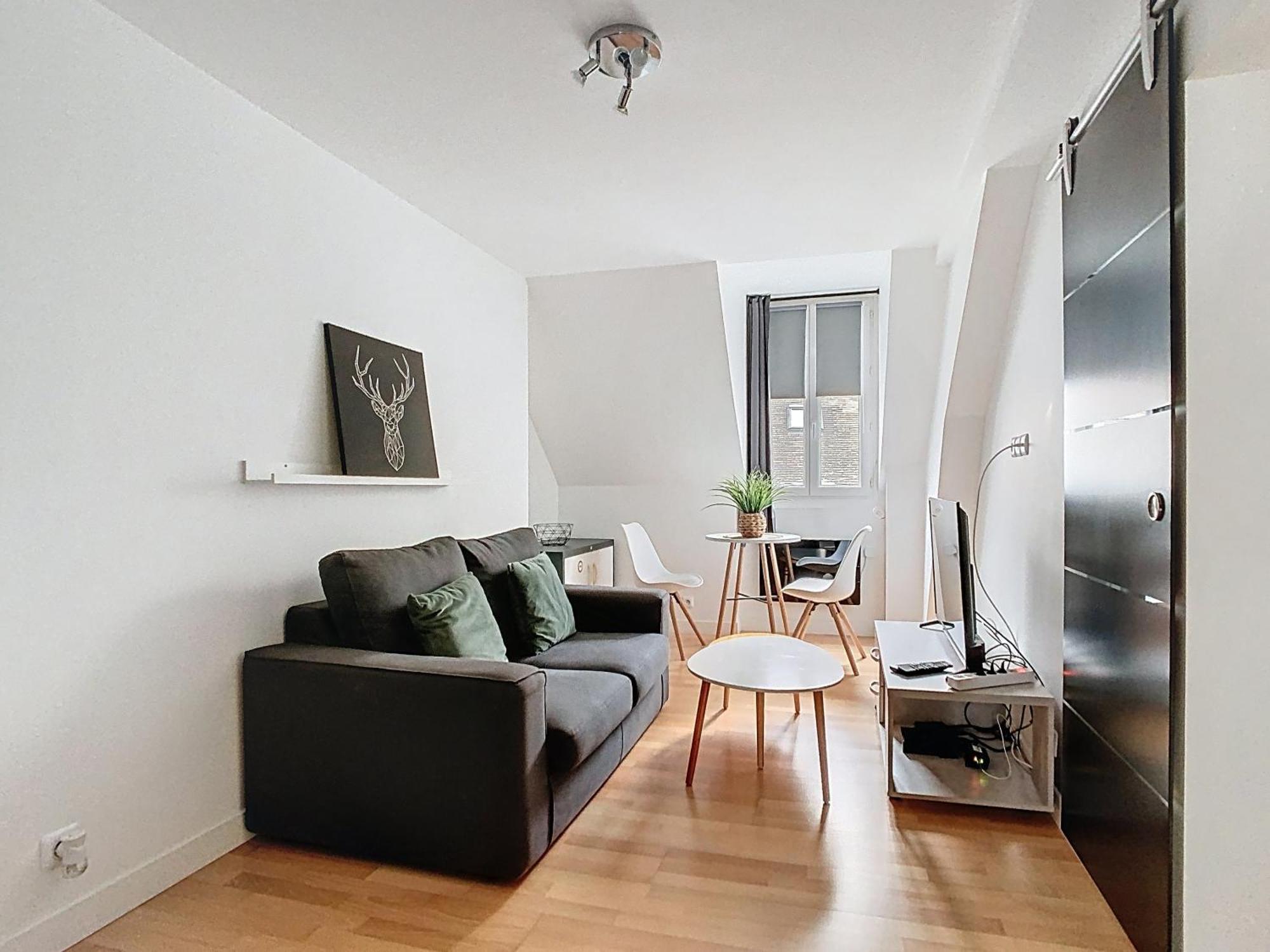 Apartamento Le Briais Melun Exterior foto
